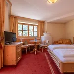 & Alpinhotel Post 4*
