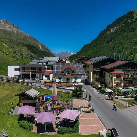 Natur-&alpinhotel Post Hotel Vent