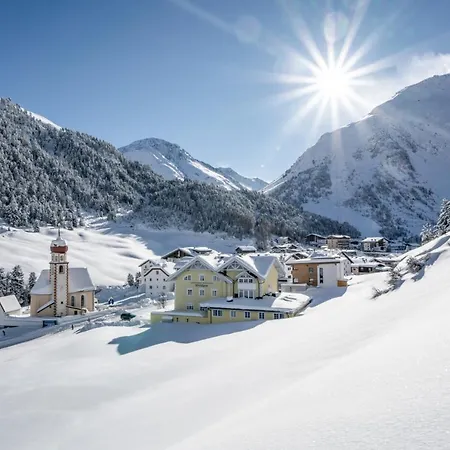 Natur-&alpinhotel Post Hotel Vent