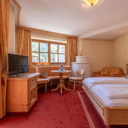 & Alpinhotel Post 4*