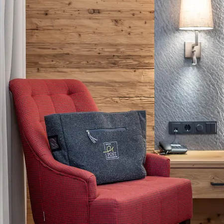 & Alpinhotel Post 4* فنت